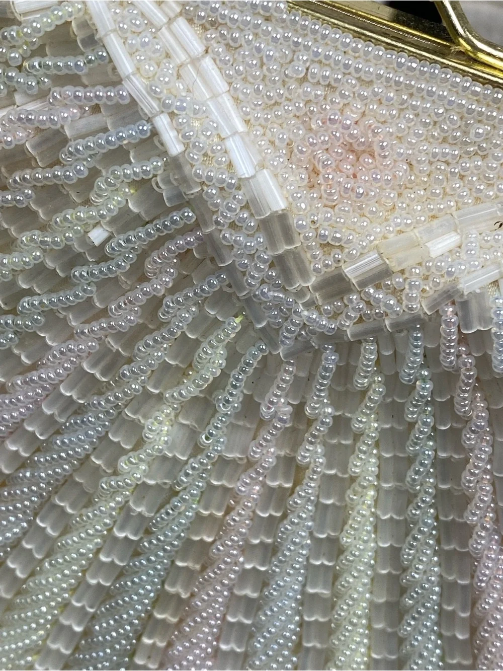 Vintage La Regale Vanessa Beaded Shell Bag Iridescent Pastel Clam Clutch Evening